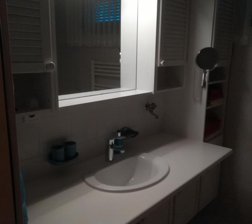 Photo of Bathroom in Rust
