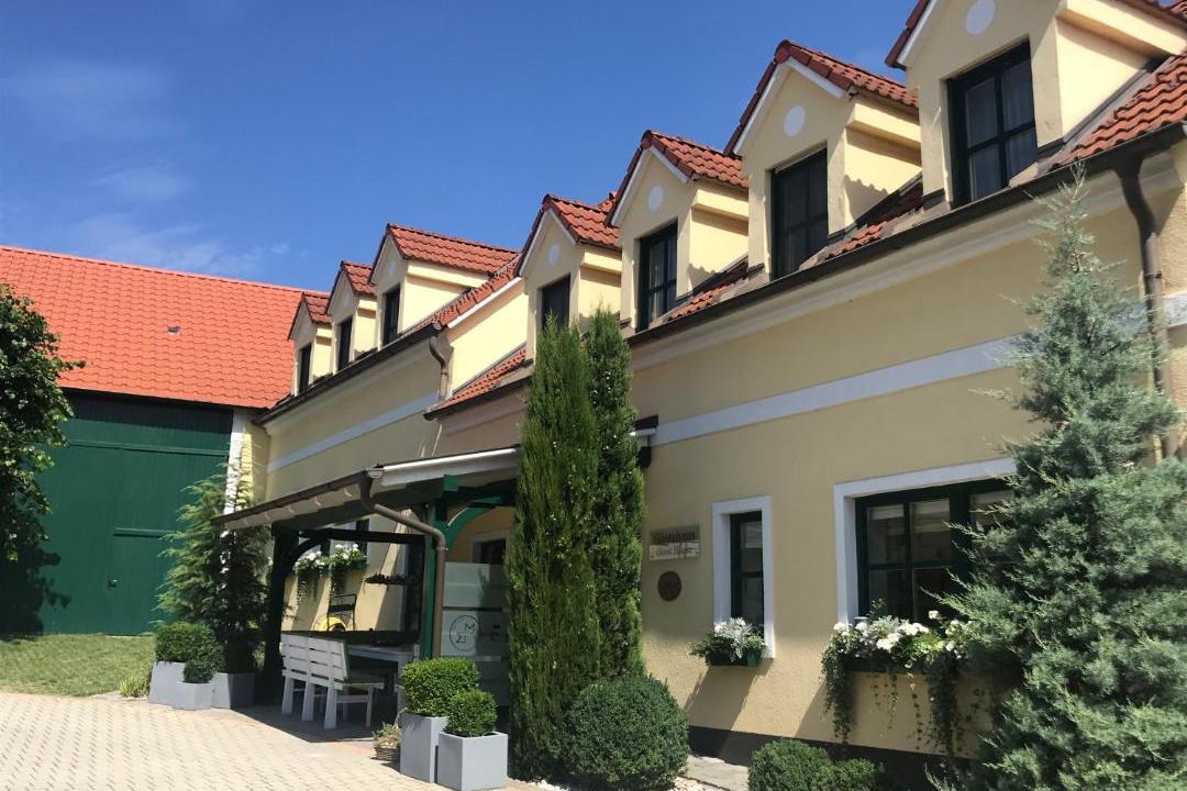 Photo of Others in Goettlesbrunn-Arbesthal