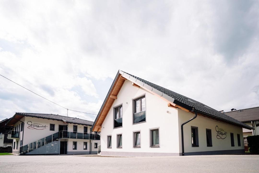 Photo of Others in Tropolach