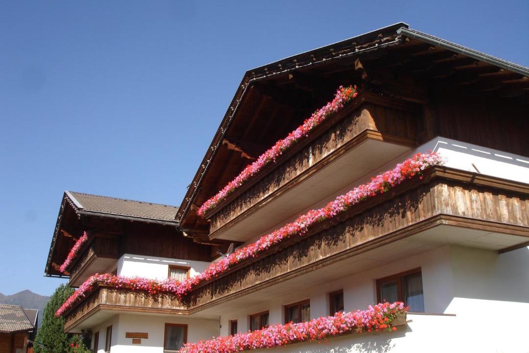 Photo of Others in Obertilliach