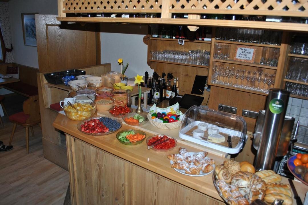 Photo of Others in Navis