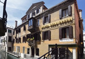 Hotel Dell'Opera in Venice