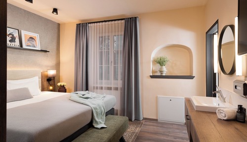 One Bedroom Apartment Open Plan