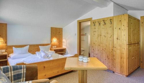 Economy Double Room