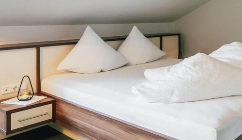 Double Room, Balcony, Mountain View