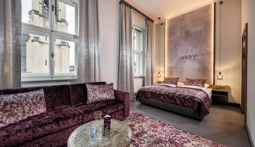 Comfort Quadruple Room, Courtyard View