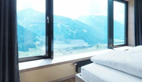 Suite, Terrace