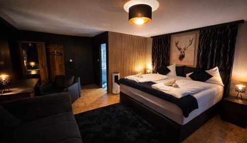 Large Double Room