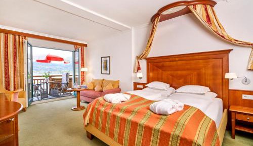 Double Room with Lake View