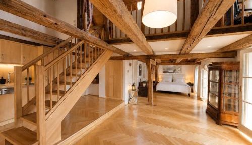 Two-Bedroom Apartment with City View
