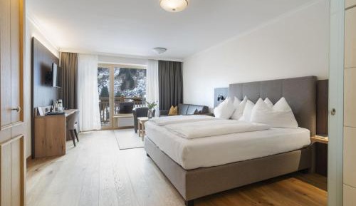 Double Room with Mountain View