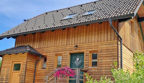 Three-Bedroom Vacation Home 