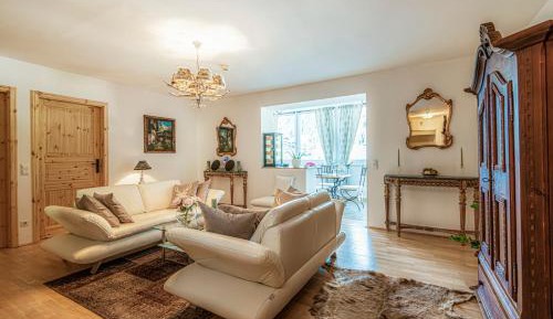 Three-Bedroom Apartment with Mountain View