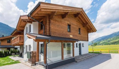 Four-Bedroom Vacation Home