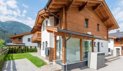 Four-Bedroom Vacation Home