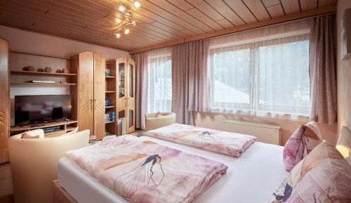 Apartment with Balcony - Morgenstern