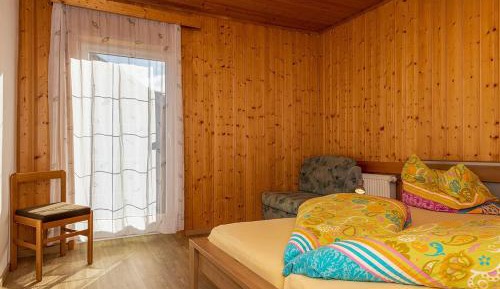 One-Bedroom Apartment with Balcony