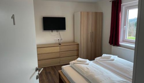 Double or Twin Room with Private External Bathroom