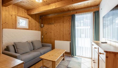 Three-Bedroom Holiday Home #5