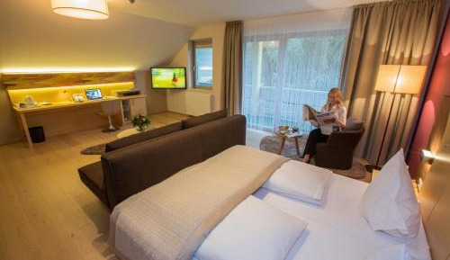 Suite with Garden View