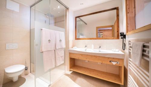 Junior Suite with Balcony