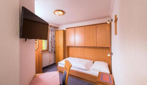 Budget Single Room