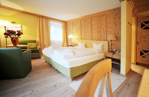 Hintertux Hotel | Thermal Badhotel Kirchler