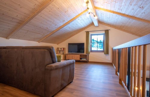 Schlanitzen House | House in Gemeinde Hermagor-Pressegger See with Terrace, Barbecue and Garden and Mountain View