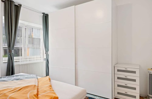 Pradl Apartment | Apartment Innsbruck near Bergisel Ski Jump