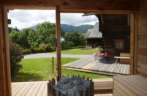 Rennweg am Katschberg House | House in Aschbach with Private Parking