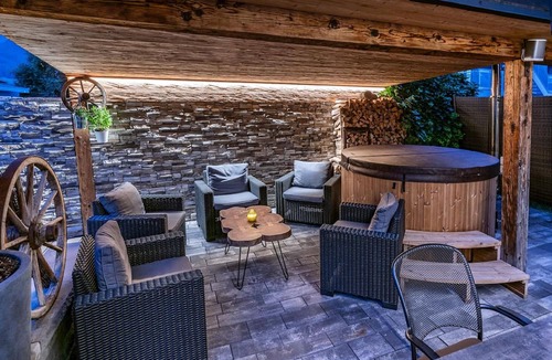 Schruns House | Gasthof Pension Hochjochstöbli