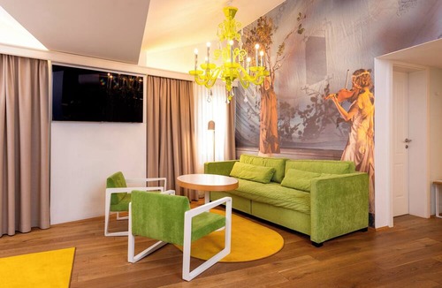 Altstadt Hotel | Small Luxury Hotel Goldgasse