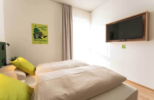 Laakirchen Hotel | eee Hotel Laakirchen