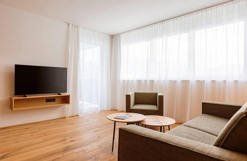 Fiss Apartment | Spacious Apartment Near the ski Area