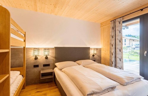 Sankt Lorenzen ob Murau Apartment | Spacious Apartment With Pool