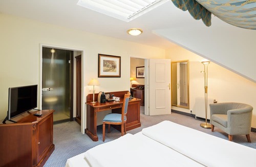 Ottakring Hotel | Austria Trend Hotel Schloss Wilhelminenberg