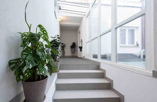 Gersthof Apartment | * * Designer Apartment 18th (TOP 1)