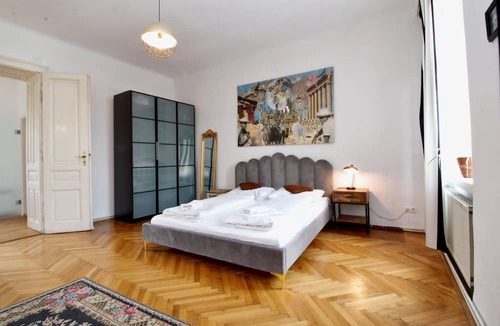 Margareten Apartment | BRIGHT ELEGANT FLAT in Center
