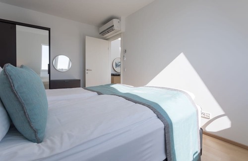 Wieden Apartment | Modern Penthouse Duplex Suite very close to Opera and Karlskirsche #1of4