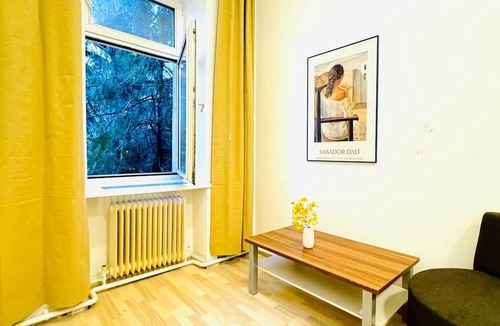 Grinzing Apartment | Quiet Private Room Near FAC Platz