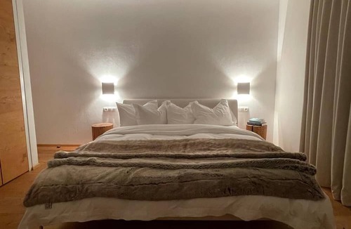 Bad Hofgastein Ski Chalet | Tranquil Chalet with Mountain Views