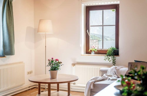 Hallstatt Apartment | Lakeview Apartments
