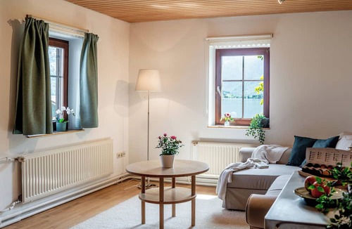 Hallstatt Apartment | Lakeview Apartments