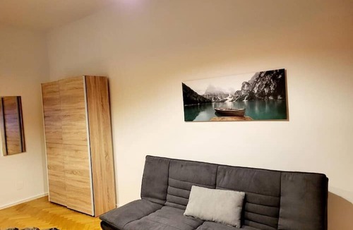 Rudolfsheim-Funfhaus Apartment | Kienmayer Apartment Vienna