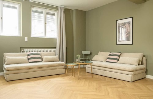 Innere Stadt Apartment | Palais Palffy I Spacious Apartment without Kitchen