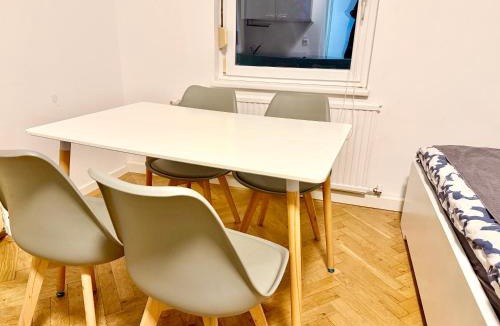 Gerasdorf bei Wien Apartment | Cosy Apartment near U1-Metro & Free Parking