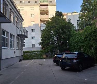 Favoriten Apartment | Cozy room in Favoriten