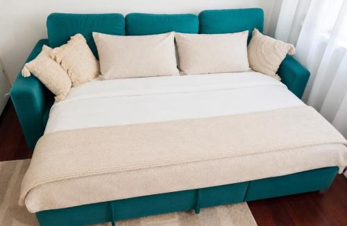 Wahring Apartment | Vienna Apartment near U-Bahn up to 4 Guests 2,5 km to Center Bed Sofa Bed Wi-Fi