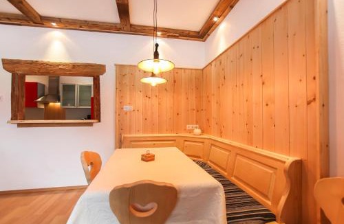 Lofer Apartment | Alte Zimmerei - Lofer