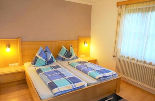 Flachau Apartment | Apartment in Flachau with Mountain Views